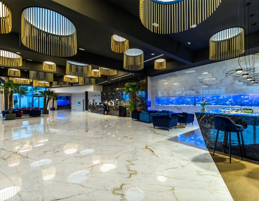 Imagen de los interiores del Hotel Grand Adriatic I. Foto 14