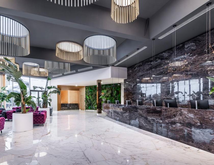 Imagen de los interiores del Hotel Grand Adriatic Ii. Foto 10