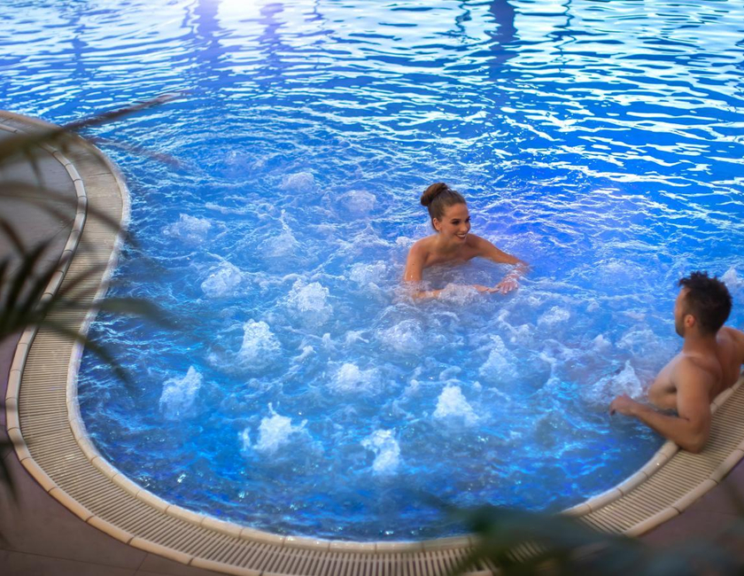 Imagen de la piscina del Hotel Grand Adriatic Ii. Foto 16