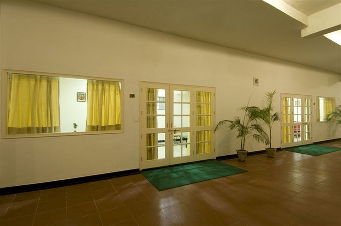 Imagen de los interiores del Hotel Grand Agra. Foto 10