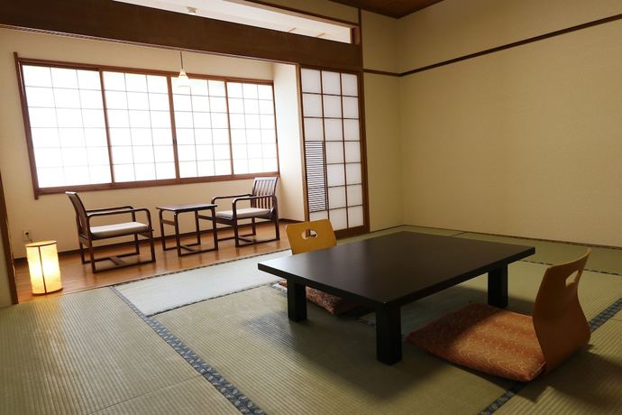 Imagen de la habitación del Hotel Grand Aiju. Foto 9