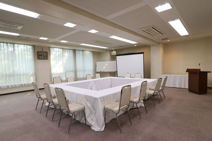 Imagen de los interiores del Hotel Grand Aiju. Foto 19