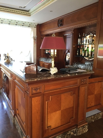 Imagen del bar/restaurante del Hotel Grand Aljope. Foto 2