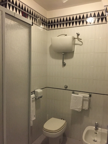 Imagen de la habitación del Hotel Grand Aljope. Foto 5