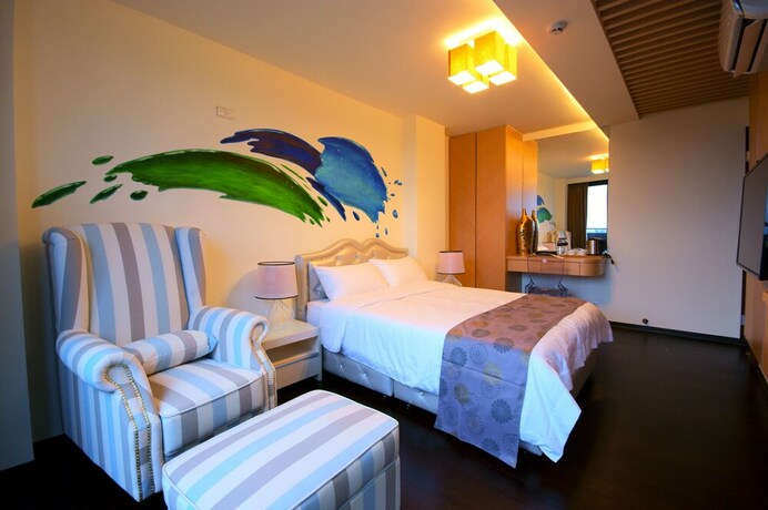 Imagen de la habitación del Hotel Grand Allevia Villa. Foto 26