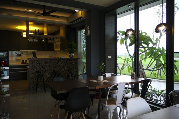 Imagen de los interiores del Hotel Grand Allevia Villa. Foto 37