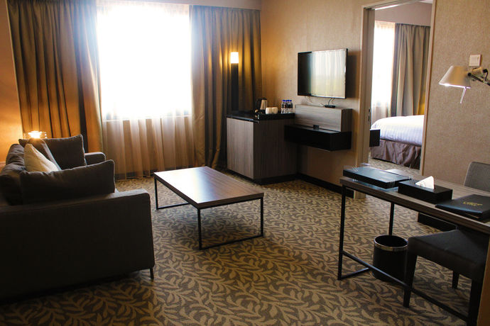 Imagen de los interiores del Hotel Grand Alora. Foto 14