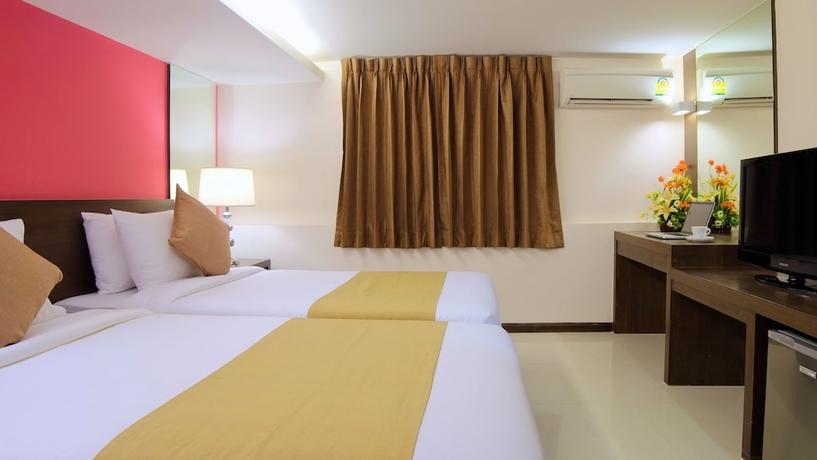 Imagen de la habitación del Hotel Grand Alpine. Foto 9