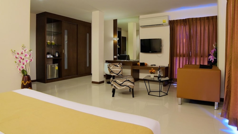 Imagen de la habitación del Hotel Grand Alpine. Foto 15