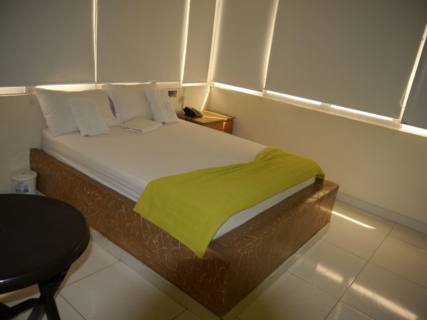 Imagen de la habitación del Hotel Grand Amadeus. Foto 15