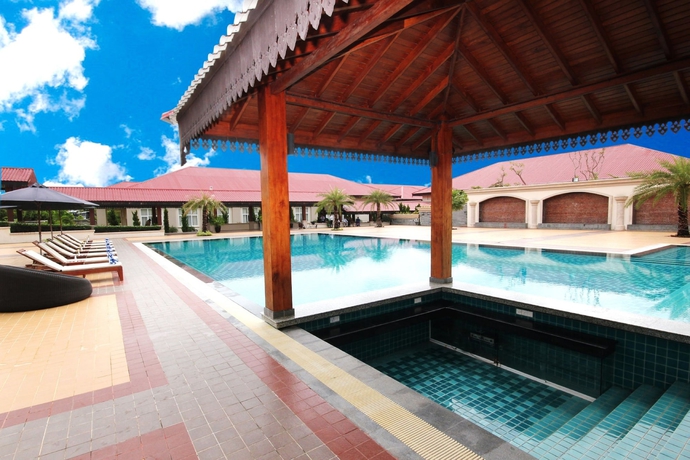 Imagen de la piscina del Hotel Grand Amara. Foto 18