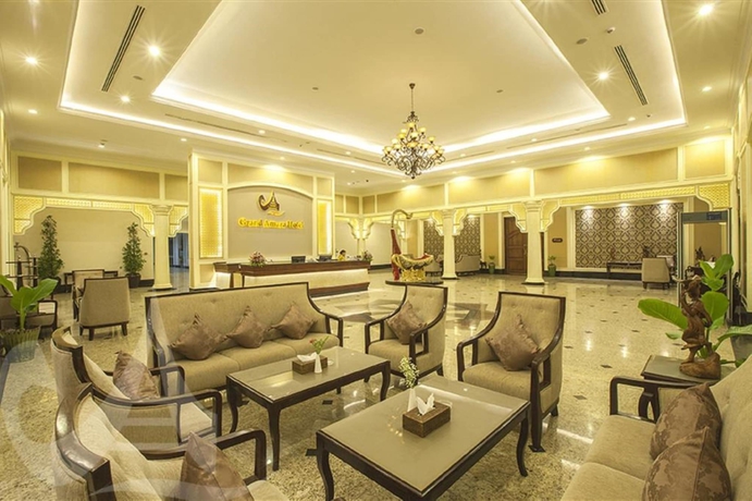 Imagen de los interiores del Hotel Grand Amara. Foto 13