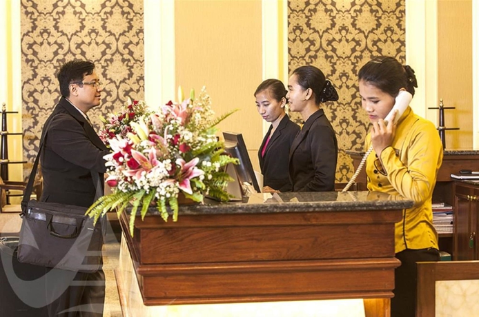 Imagen de los interiores del Hotel Grand Amara. Foto 17