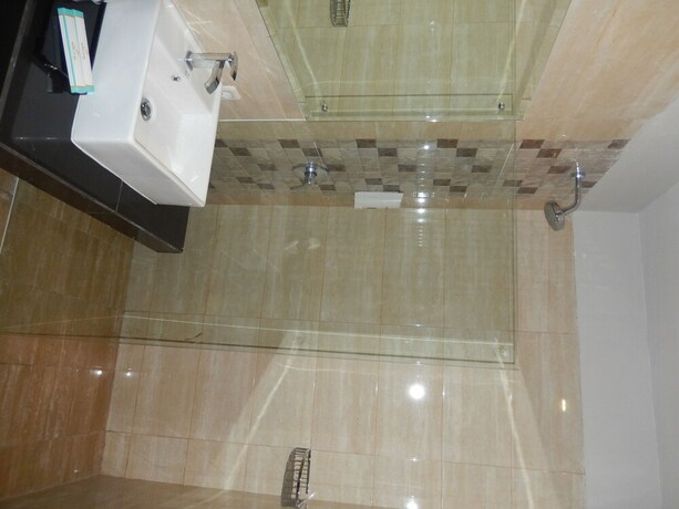Imagen de la habitación del Hotel Grand Amira. Foto 24