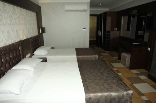 Imagen de la habitación del Hotel Grand Amisos. Foto 3