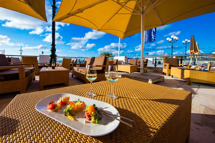 Imagen de los exteriores del Hotel Grand Amrâth Kurhaus The Hague Scheveningen. Foto 11