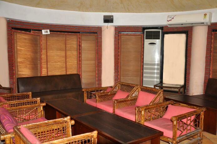 Imagen general del Hotel Grand, Amritsar. Foto 12