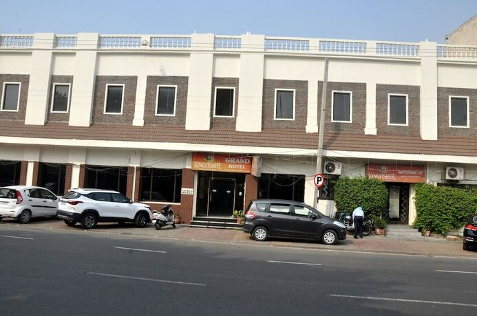 Imagen general del Hotel Grand, Amritsar. Foto 1