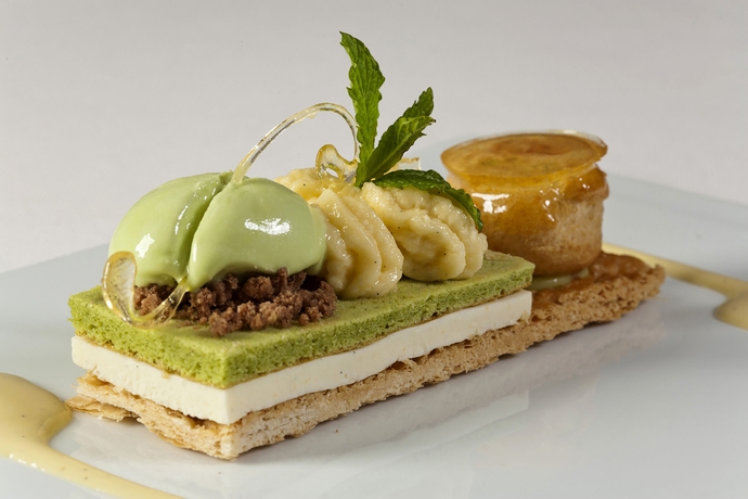 Imagen del bar/restaurante del Hotel Grand Angiolieri. Foto 5