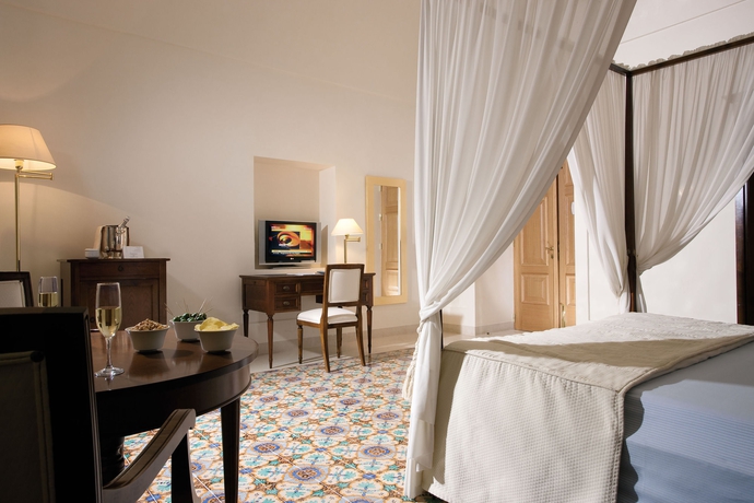 Imagen de la habitación del Hotel Grand Angiolieri. Foto 15