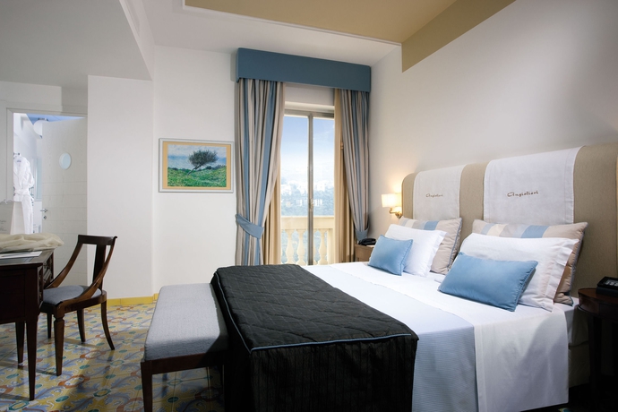 Imagen de la habitación del Hotel Grand Angiolieri. Foto 16