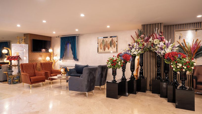 Imagen de los interiores del Hotel Grand Ani. Foto 13