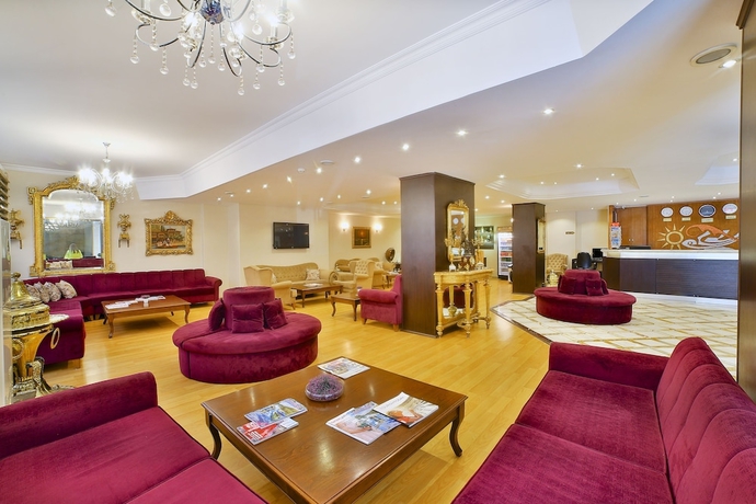 Imagen de los interiores del Hotel Grand Ant. Foto 17