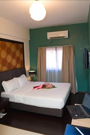 Imagen de la habitación del Hotel Grand Anugerah. Foto 3