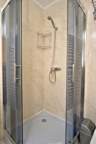 Imagen de la habitación del Hotel Grand Apartments, Kiev. Foto 5
