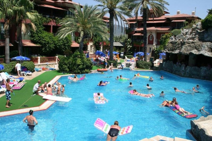 Imagen general del Hotel Grand Aquarium. Foto 4