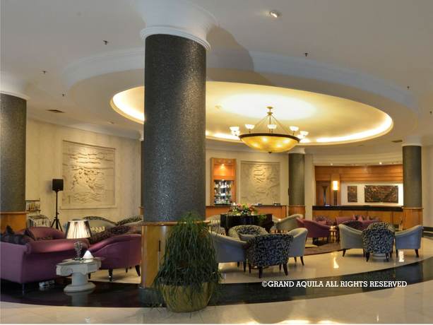 Imagen de los interiores del Hotel Grand Aquila Bandung. Foto 15