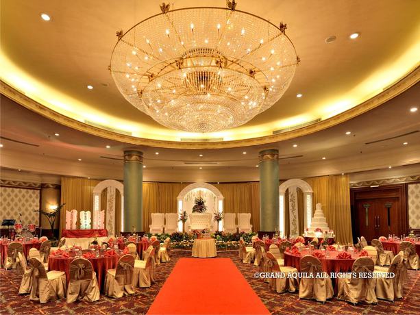 Imagen de los interiores del Hotel Grand Aquila Bandung. Foto 16