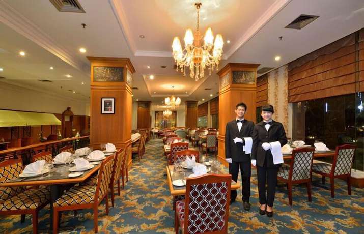 Imagen del bar/restaurante del Hotel Grand Aquila Bandung. Foto 3
