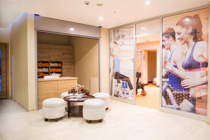 Imagen de los interiores del Hotel Grand Aras and Suites. Foto 10