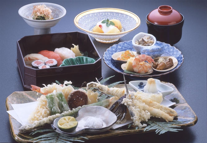 Imagen del bar/restaurante del Hotel Grand Arc Hanzomon. Foto 5