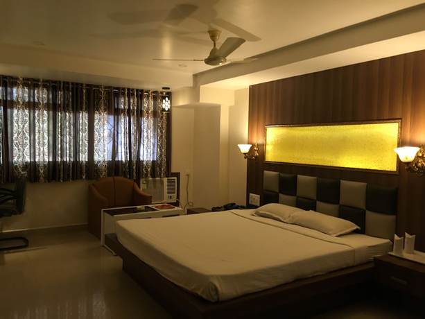 Imagen de la habitación del Hotel Grand Arjun, Raipur. Foto 3
