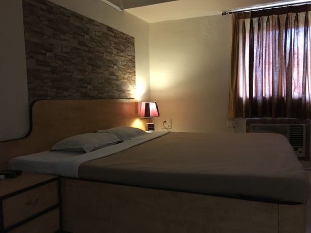 Imagen de la habitación del Hotel Grand Arjun, Raipur. Foto 5