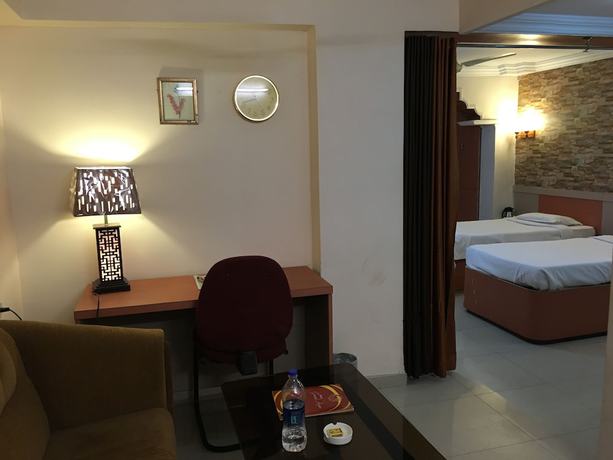 Imagen de la habitación del Hotel Grand Arjun, Raipur. Foto 8
