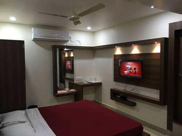 Imagen de la habitación del Hotel Grand Arjun, Raipur. Foto 12