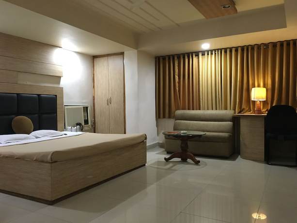Imagen de la habitación del Hotel Grand Arjun, Raipur. Foto 17