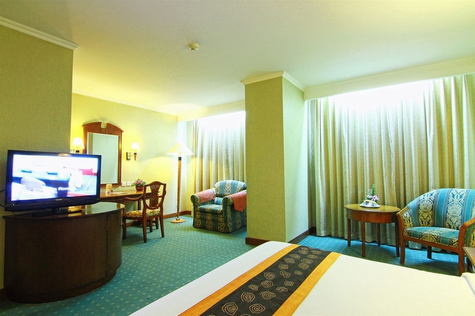 Imagen de la habitación del Hotel Grand Arkenso Parkview. Foto 6