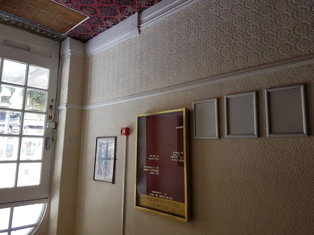 Imagen de los interiores del Hotel Grand Ash. Foto 17