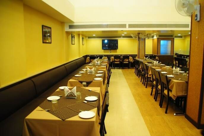 Imagen del bar/restaurante del Hotel Grand Ashirwad Beacon. Foto 14