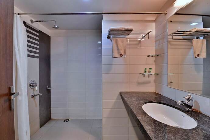 Imagen general del Hotel Grand Ashirwad Beacon. Foto 3