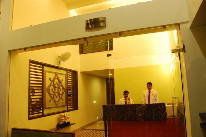 Imagen general del Hotel Grand Ashirwad Beacon. Foto 7