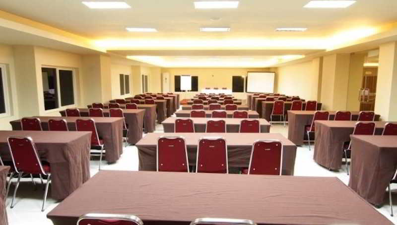 Imagen de los interiores del Hotel Grand Asia. Foto 11