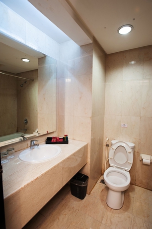 Imagen de la habitación del Hotel Grand Asia, Yakarta Utara. Foto 9