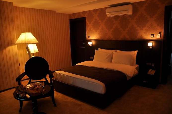 Imagen de la habitación del Hotel Grand Asos. Foto 8
