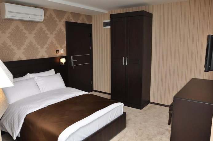 Imagen de la habitación del Hotel Grand Asos. Foto 10