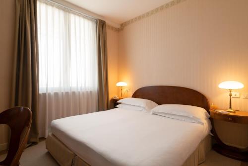 Imagen de la habitación del Hotel Grand Astoria, Grado. Foto 2